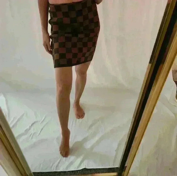 J.ING Korean Brown Beige Checked Checkered Knee Length Skirt Knit Designer Luxur - Picture 2 of 7